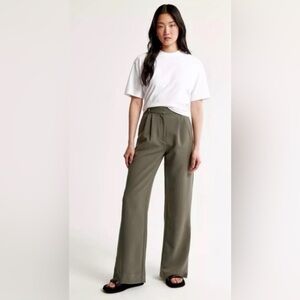 Abercrombie & Fitch miliary Green Wide Leg Trousers Sloane